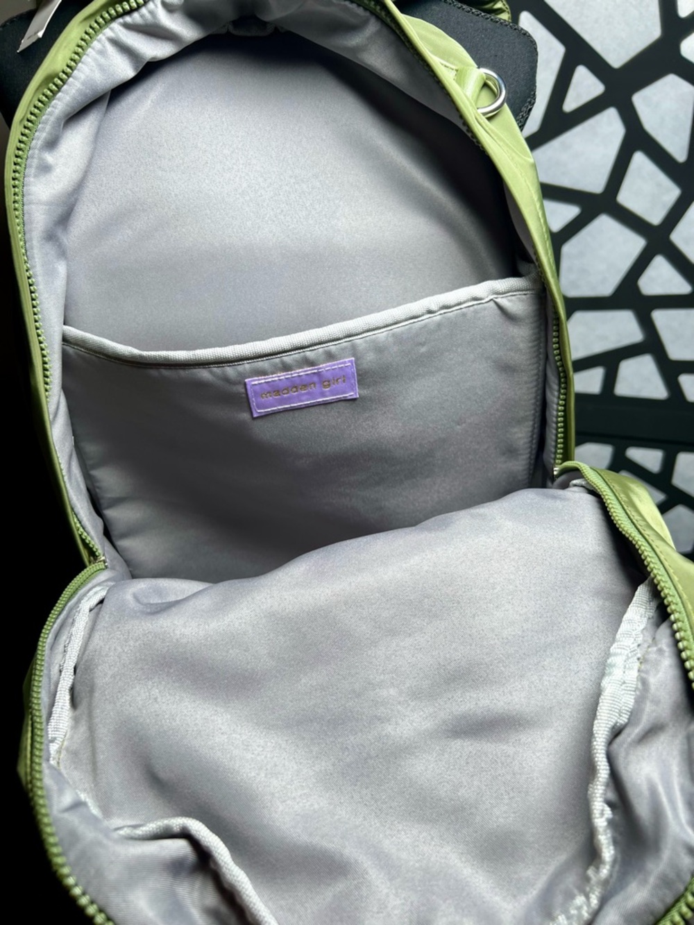 Madden Girl 2FER Unisex Nylon Olive Green Backpack, w/matching lunch tote. NWT - Picture 5 of 15
